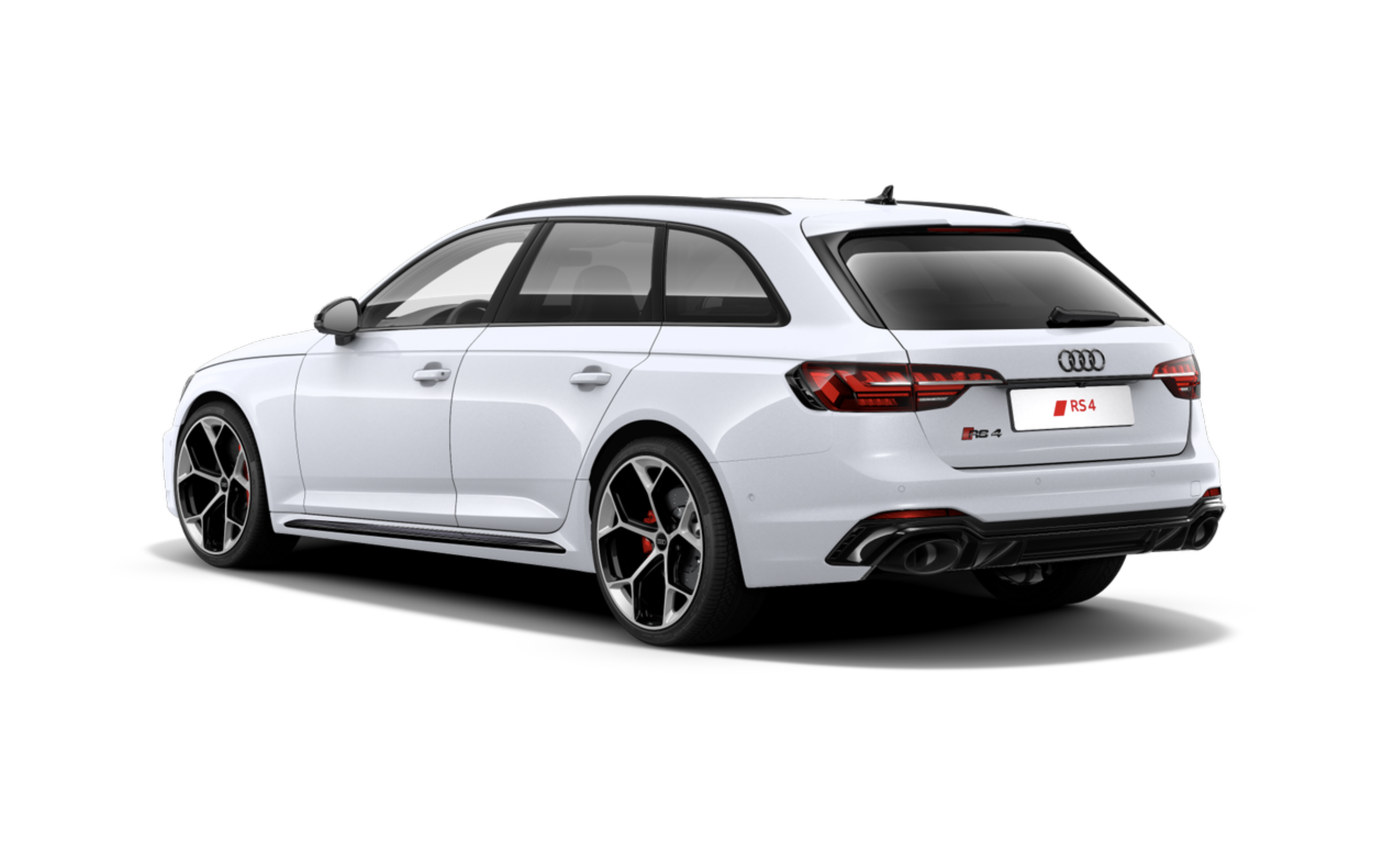 Audi RS4 Avant Competition Plus | nové supersportovní kombi | V6 biturbo 450 koní | maximání výbava | první objednávky online | první auta ve výrobě | nákup online na AUTOiBUY.com